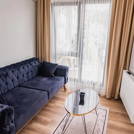 Aparthotel Qzen