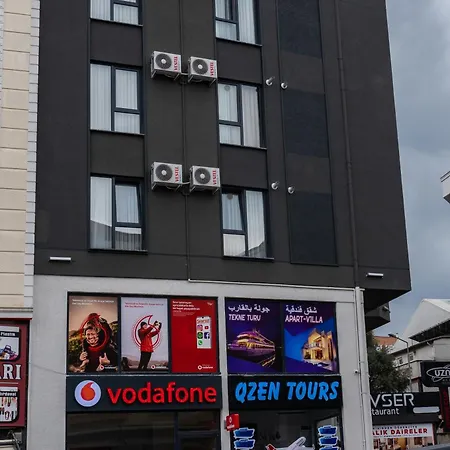Aparthotel Qzen