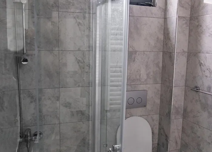 Qzen Apartmanhotel 4*